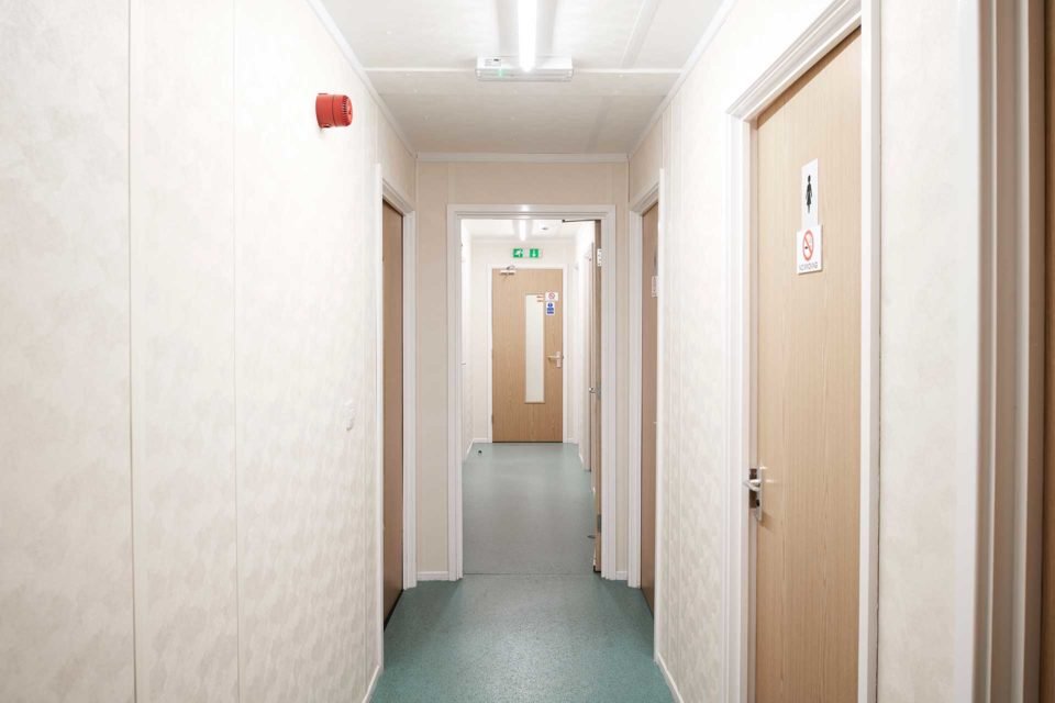 (3 bay) compliant modular building (3 bay) compliant modular building