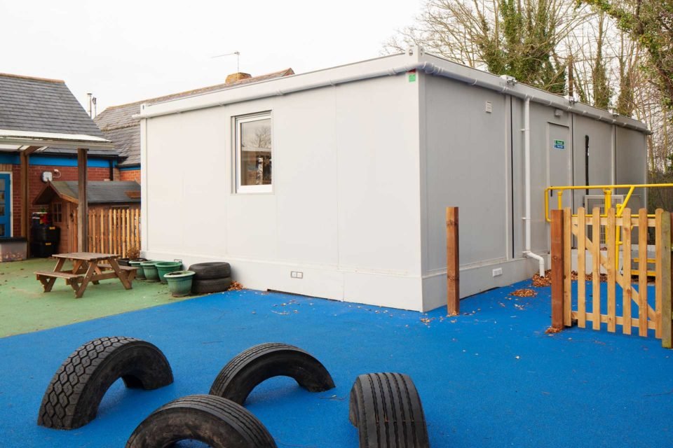 (6 bay) euro modular building (6 bay) euro modular building