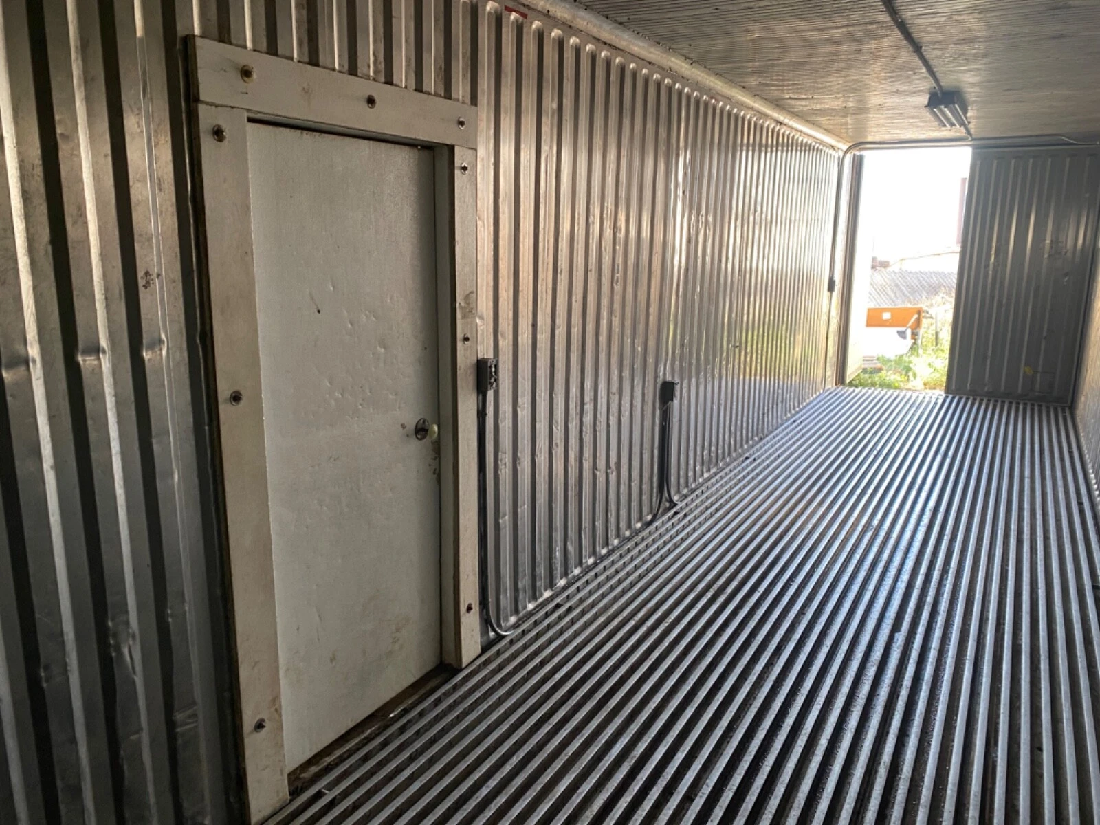 used 40ft refrigerated shipping container – with custom side door access used 40ft refrigerated shipping container – with custom side door access