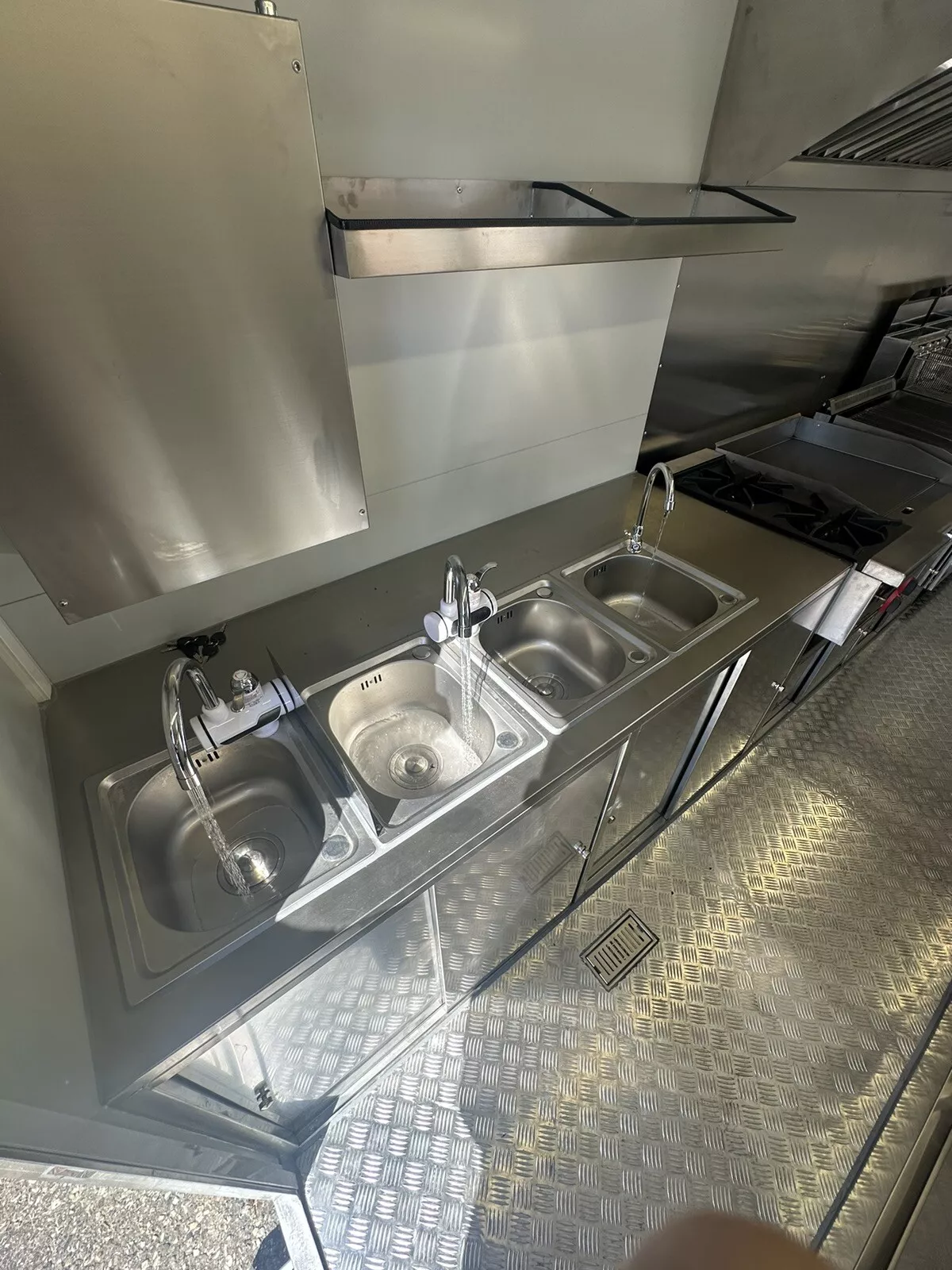 new 14 foot fully equipped food trailer ready to make $$$ in stock new 14 foot fully equipped food trailer ready to make $$$ in stock