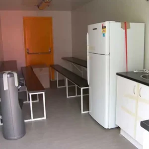 lunchroom containers